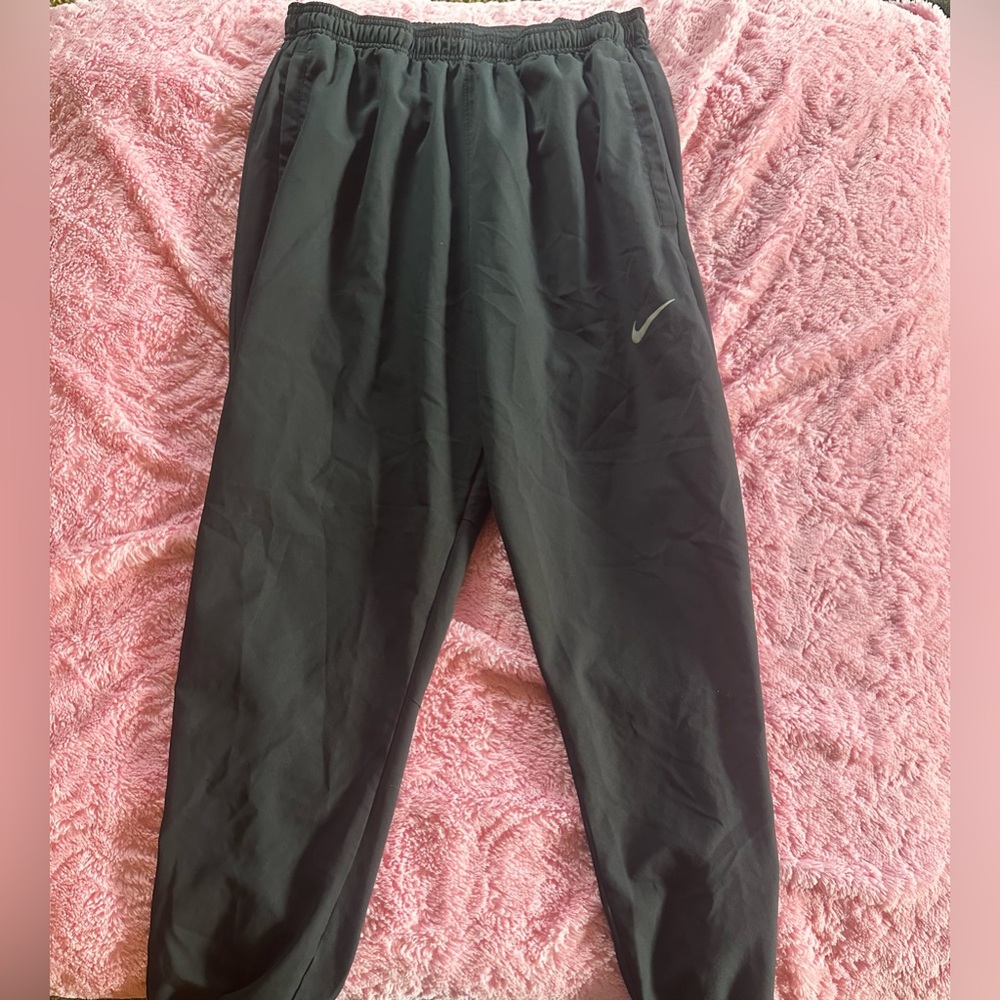Nike DRI-Fit joggers | size medium